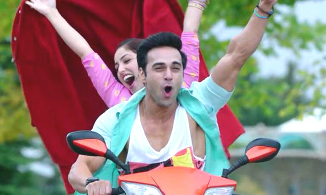 /media/k2/galleries/50395/Sanam-Re-Movie-Stills-01