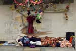 homeless, UK homeless for christmas, indian origin businessman brings christmas cheer to uk homeless, Christmas decoration