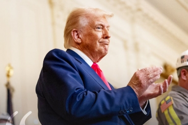 Donald Trump &#039;Open&#039; to meet Putin and Zelenskyy