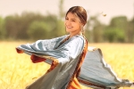 Mehreen Pirzada, Bollywood movie reviews, phillauri movie review, Suraj sharma