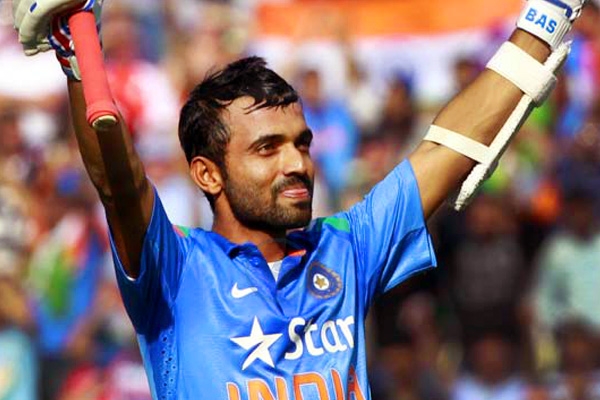 Rahane bestowed CEAT Indian Cricketer of the Year},{Rahane bestowed CEAT Indian Cricketer of the Year