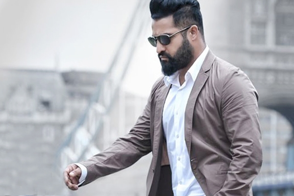 NTR Sings a Kannada Song},{ NTR Sings a Kannada Song